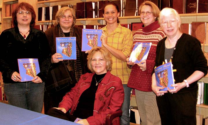 Members of the tArts at the booksigning.©Susan Shie 2007.